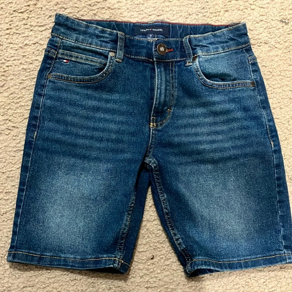 Boy’s Tommy Hilfiger Blue Jean Shorts Classic Style (size 12) - Picture 1 of 7